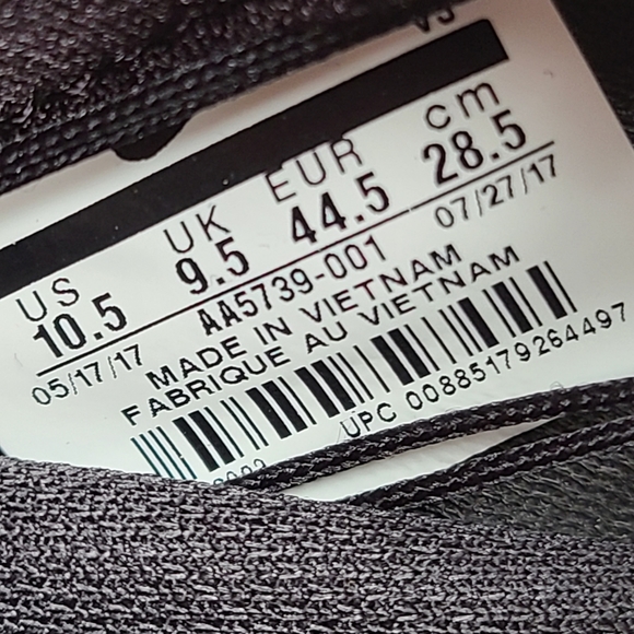 Nike Air Max Fury - Picture 5 of 5